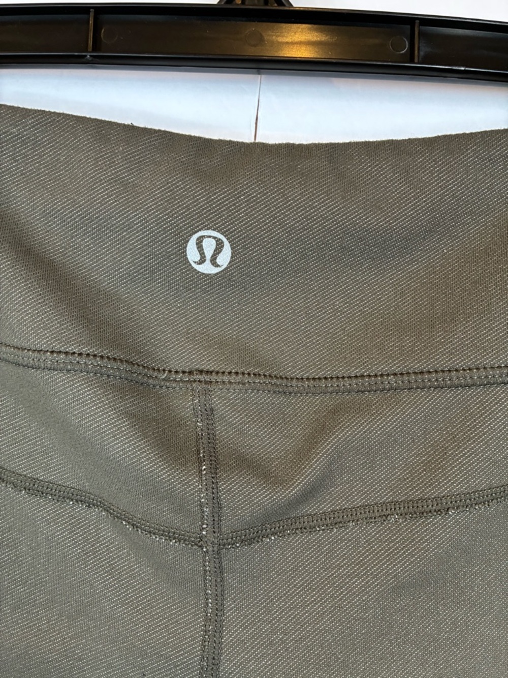 Lululemon Cargo Utility Leggings Olive Green Size 8 High Rise Ankle Zip Pocket - Picture 8 of 13